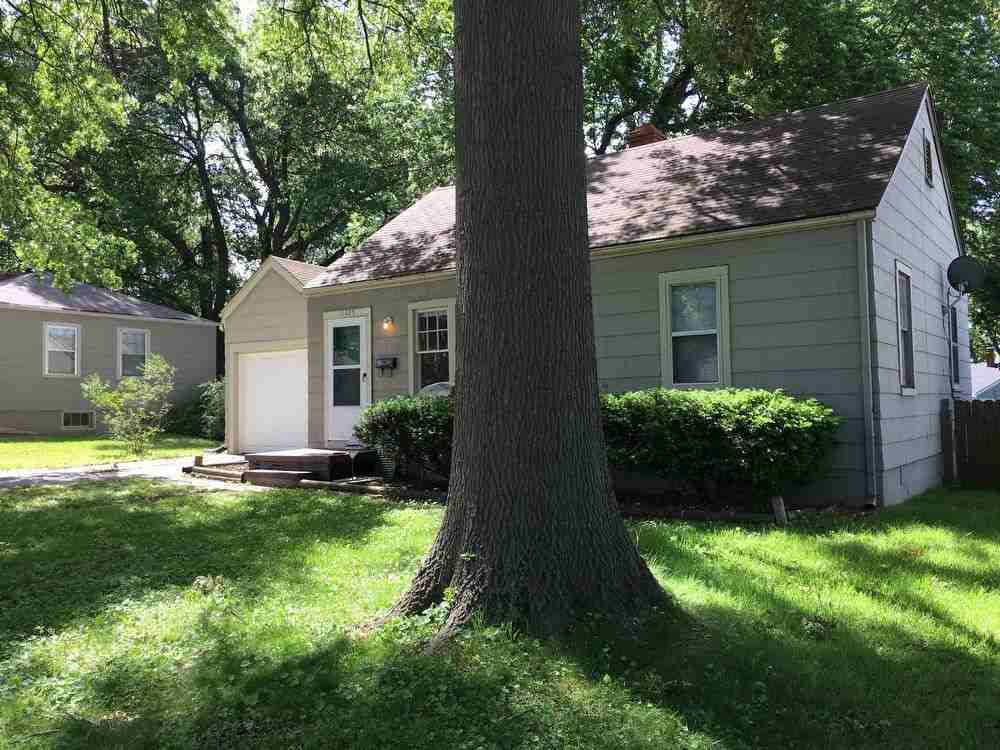 11325 E 39 Terrace S - Photo 2 of 11