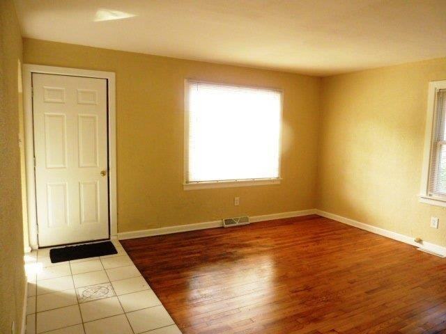 4222 Park Ave - Photo 2 of 10