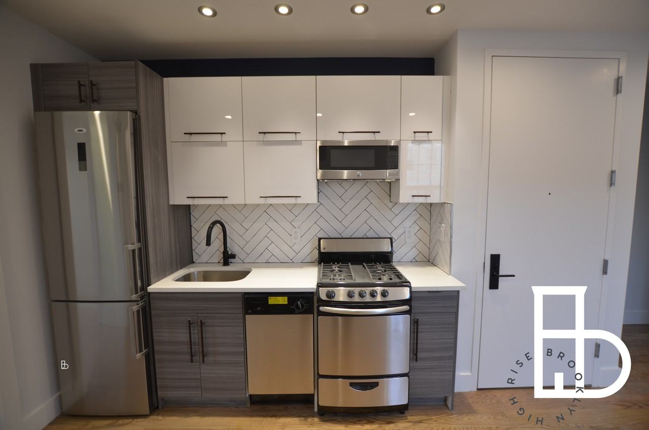 50 Starr - Photo 2 of 15