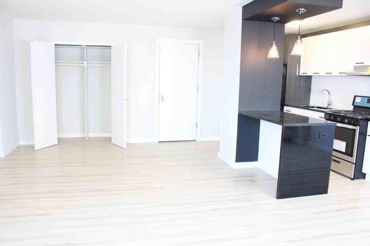 260 Audubon Ave #14G
