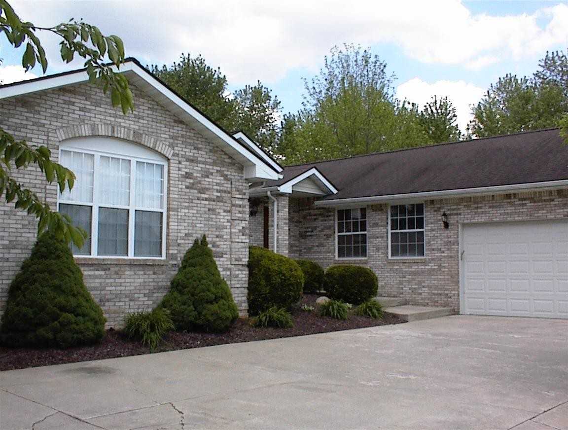 1190 Landsend Ln - Photo 3 of 14