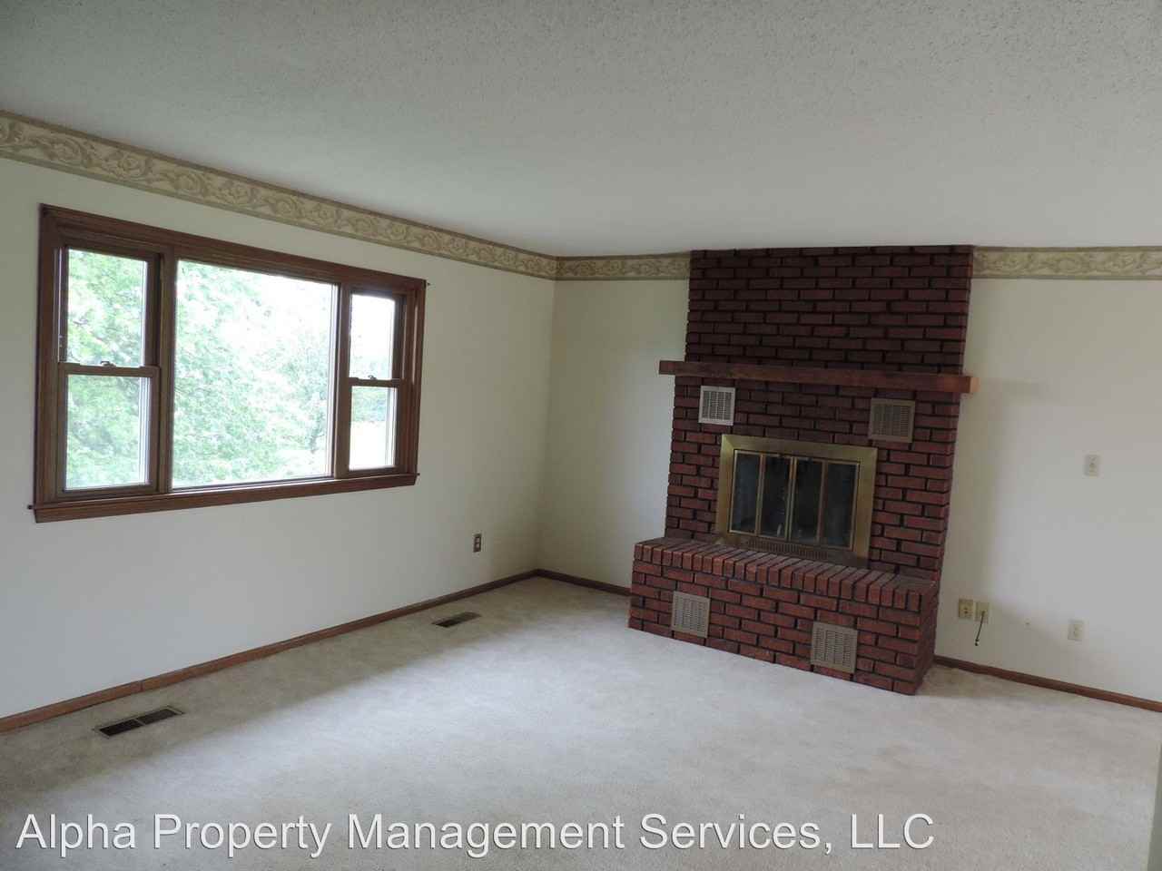 23 W Hwy N - Photo 3 of 19