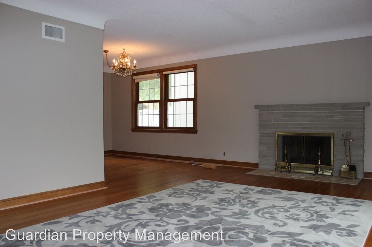 5727 Garfield Ave - Photo 3 of 17