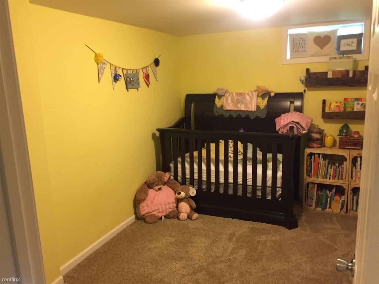 1942 Richmond St NW - Photo 3 of 20