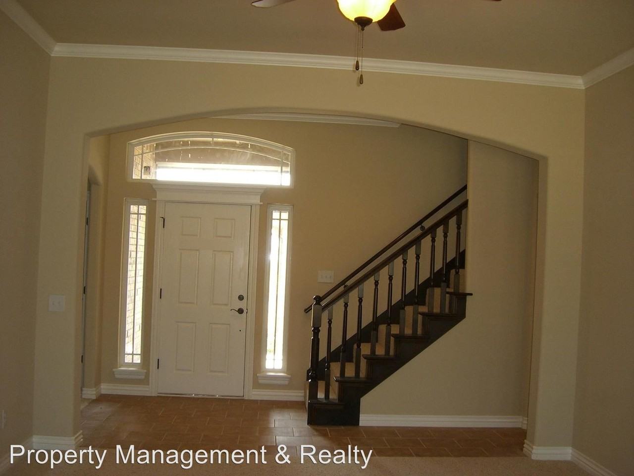 2717 NW 172nd St - Photo 2 of 9