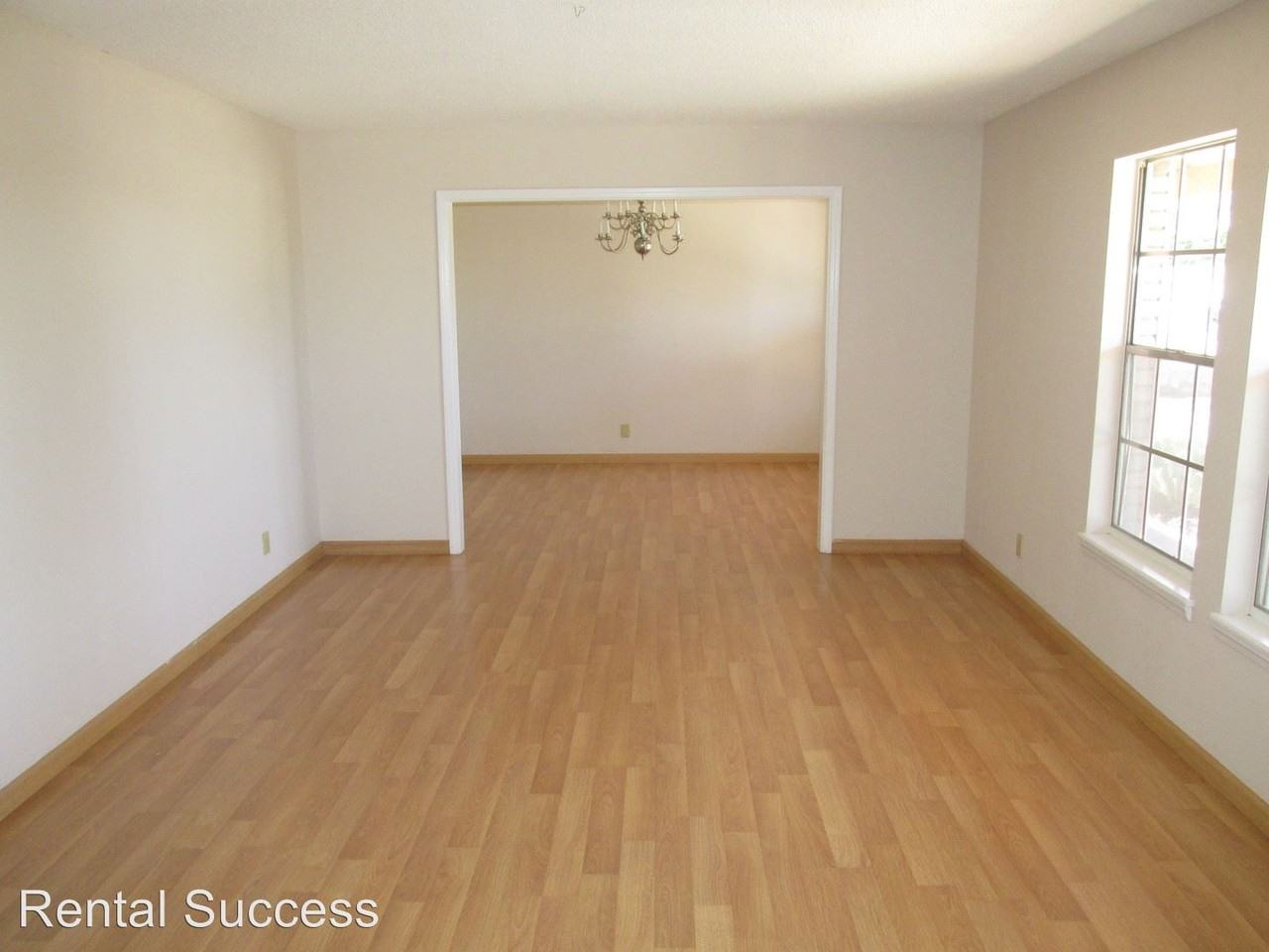 233 Northwind Dr - Photo 2 of 21