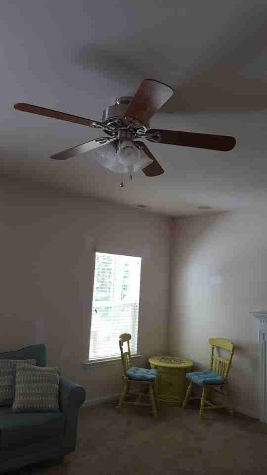 13287 Beacon Hill Way - Photo 3 of 15