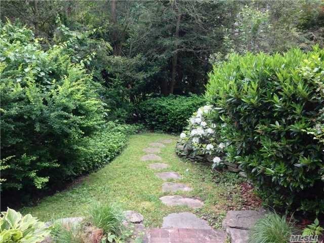 20 Dogwood Dr - Photo 2 of 14