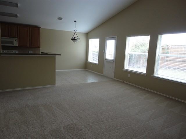 3901 Hawkins Dr - Photo 3 of 11