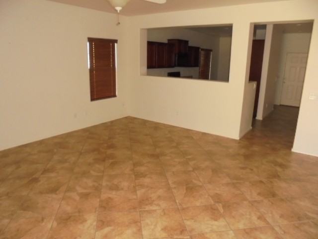 19427 W Woodlands Ave - Photo 2 of 13