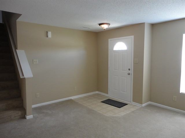 786 Hickory Pine Dr - Photo 2 of 19