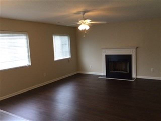 1066 Bridgend Dr - Photo 2 of 10