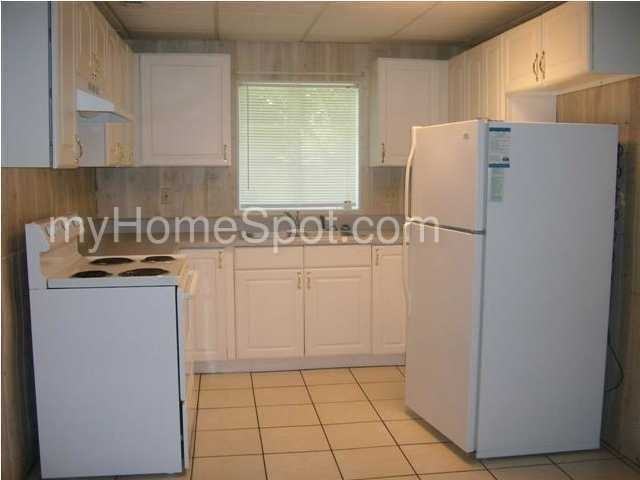 56 Norwood Dr - Photo 3 of 11