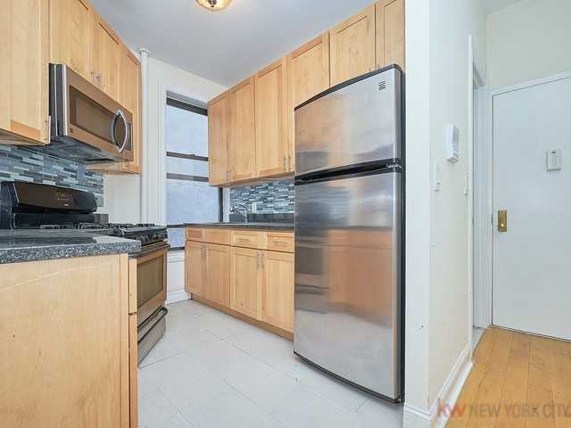 246 E 51st St #19
