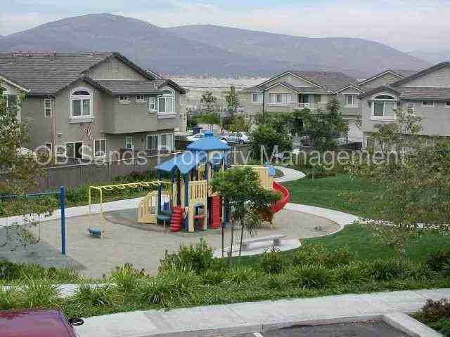 1300 Pinnacle Peak Dr - Photo 2 of 8