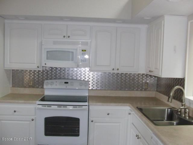 3769 Sawgrass Dr - Photo 2 of 15