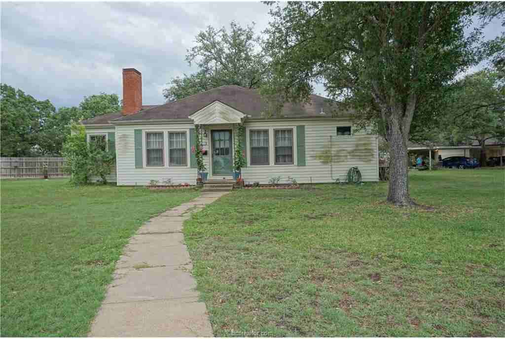 205 E North Ave - Photo 3 of 12