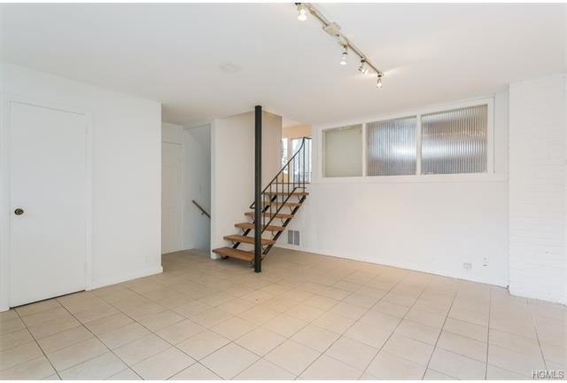 184 Lockwood Ave - Photo 2 of 26