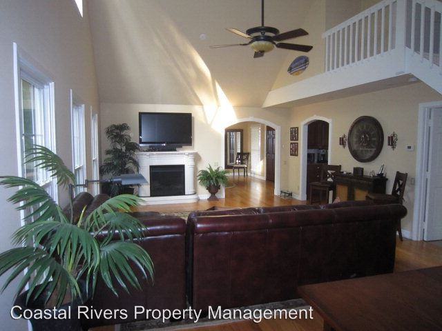 107 Heron Ln - Photo 2 of 15