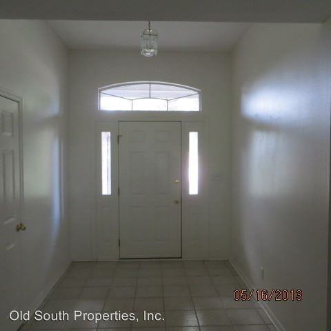 5073 High Pointe Dr - Photo 2 of 17