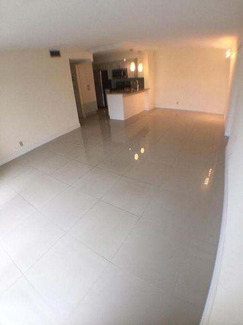728 Sunny Pine Way - Photo 3 of 8