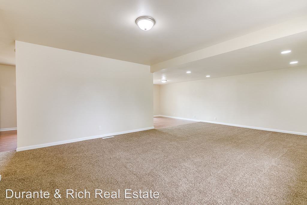 1775 19th Ave - Photo 3 of 20