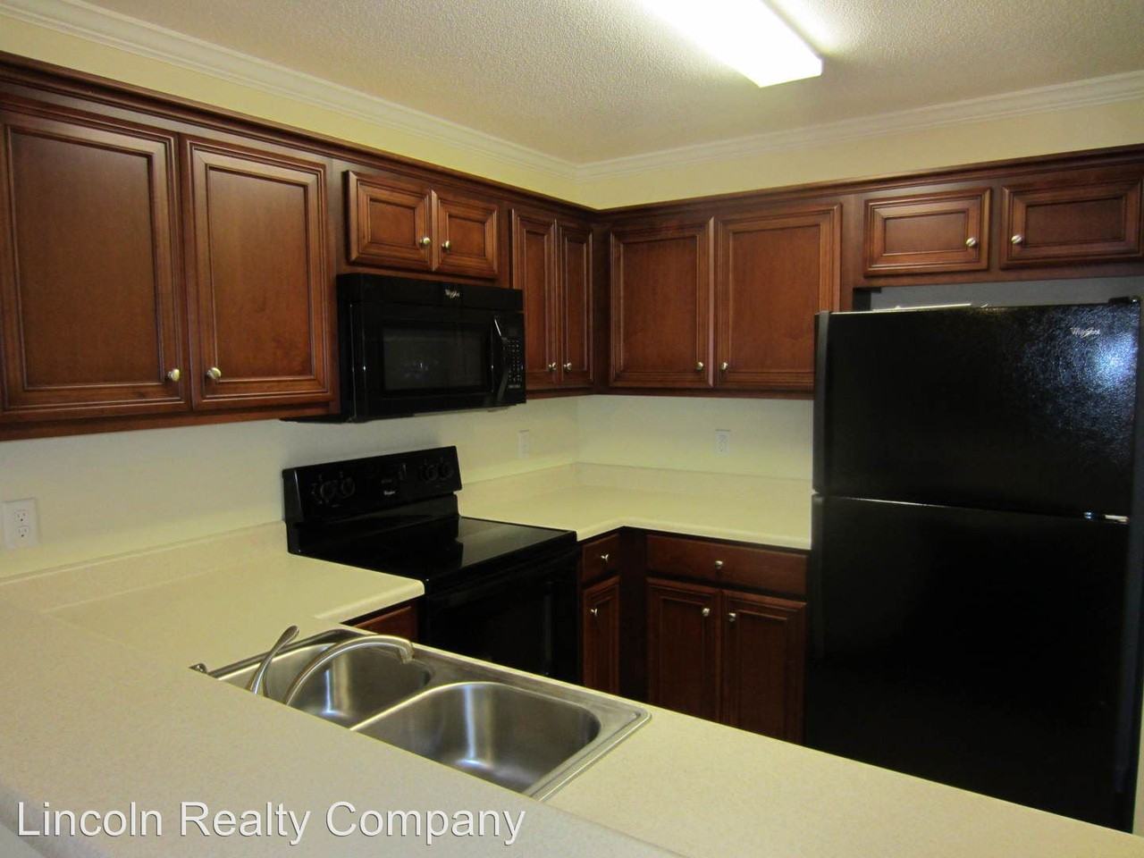 1704 N Patterson, - Photo 3 of 4