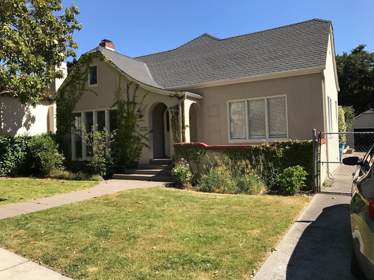 1332 De Soto Ave - Photo 2 of 8