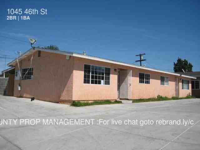 1045 46th St - Photo 3 of 9