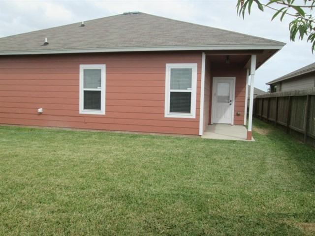 2613 Las Brisas St - Photo 3 of 10