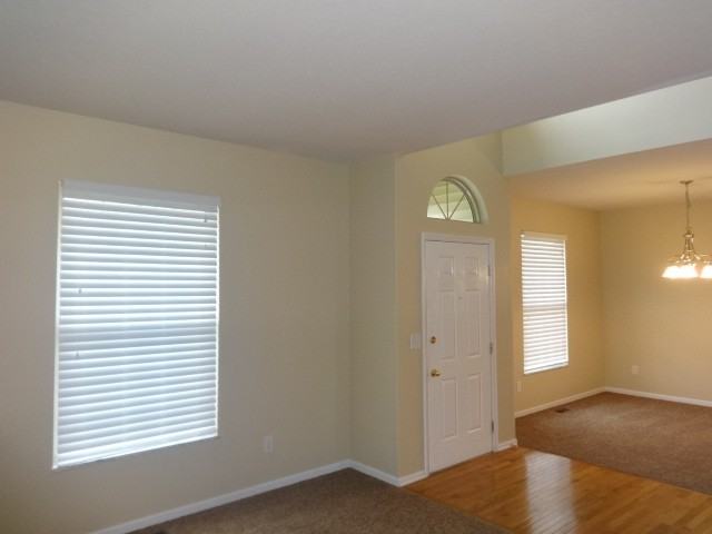 1060 Bergenia Dr - Photo 2 of 11
