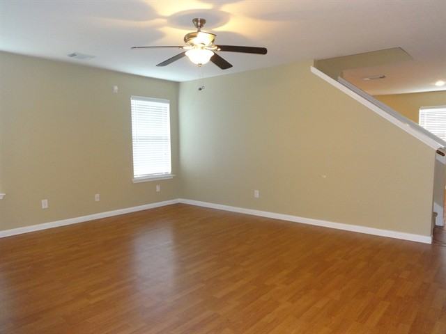3715 Jewel Point Dr - Photo 3 of 12