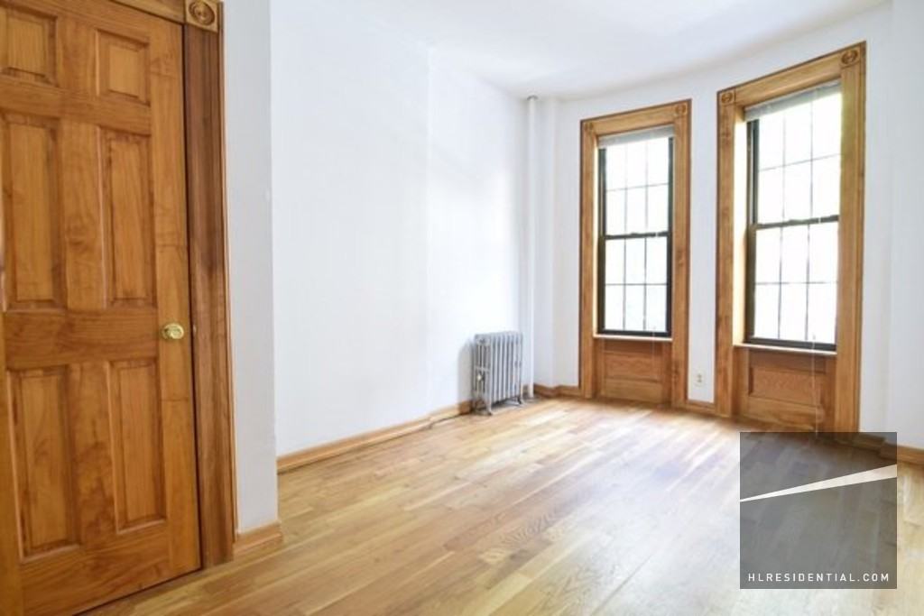 643 President St #1R