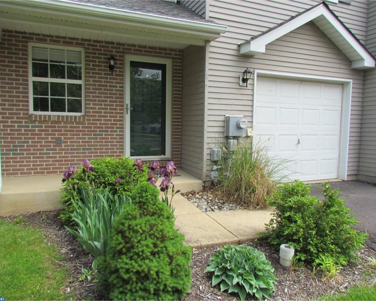 4976 Windy Meadow Ct - Photo 2 of 25