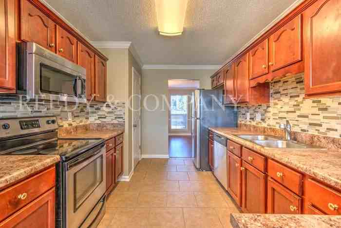 11625 Bitter Bush Ln - Photo 3 of 25