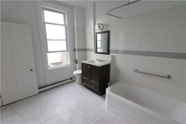 163 Metropolitan Ave - Photo 2 of 12