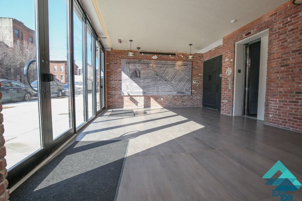 865 Willoughby Ave #3E