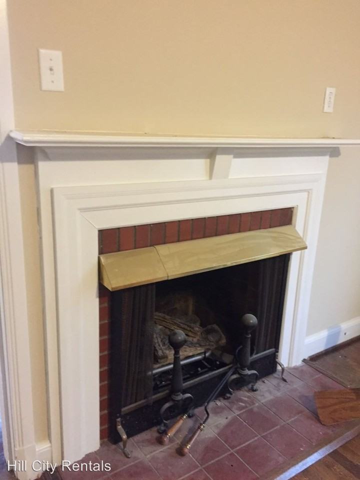 2100 Old Forest Rd - Photo 3 of 9