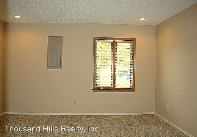 259 Buckingham Dr - Photo 3 of 4