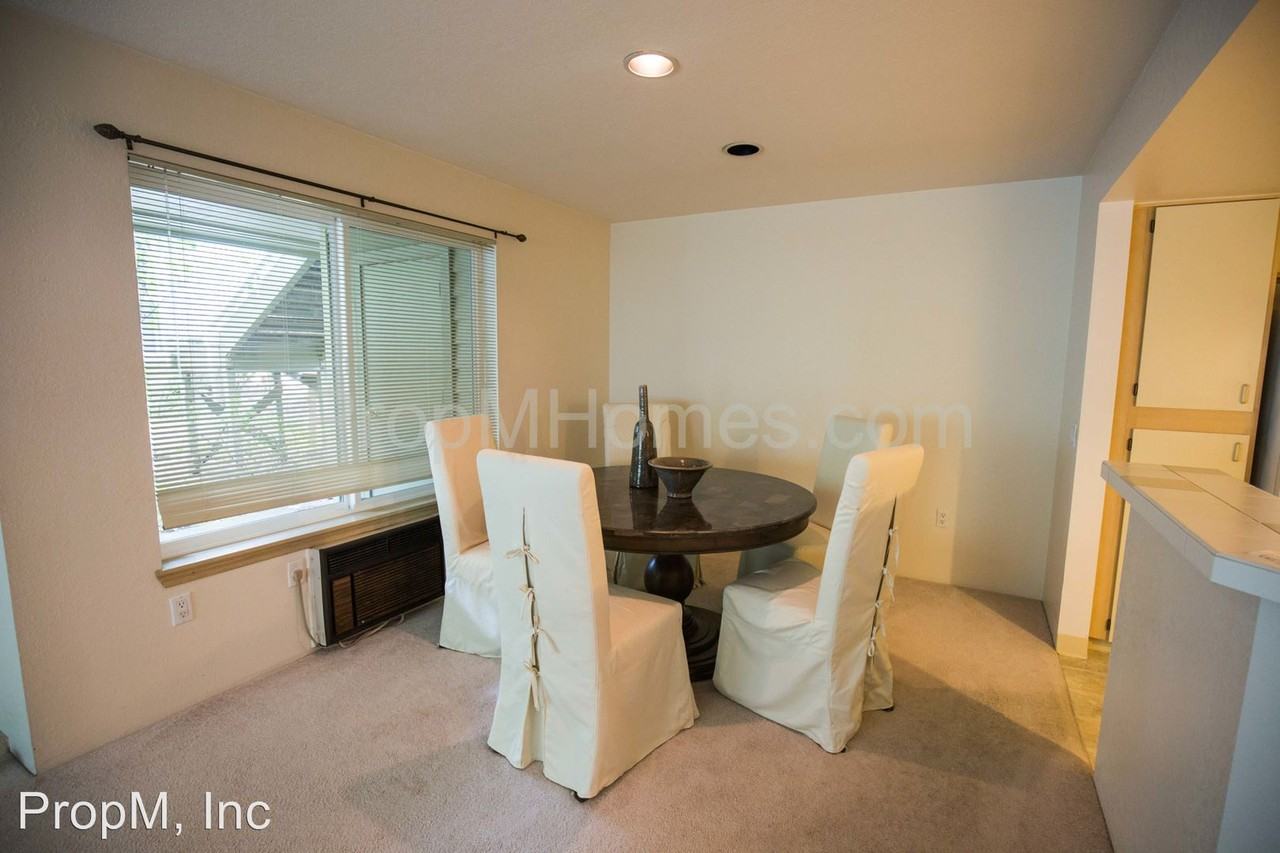 5063 Foothills Dr #B - Photo 3 of 10