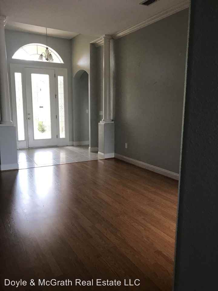 2858 Blueslate Ct - Photo 2 of 17