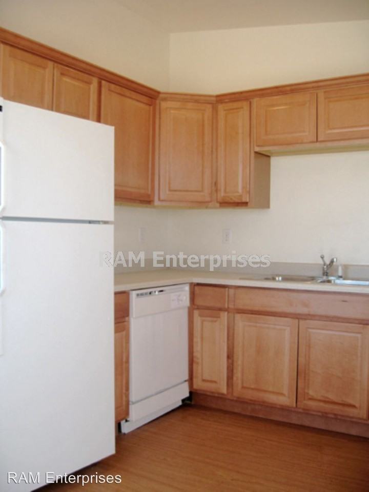 149 W Baja Rd - Photo 2 of 11