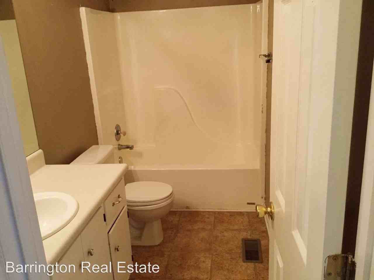 216 2nd St E - Photo 2 of 6