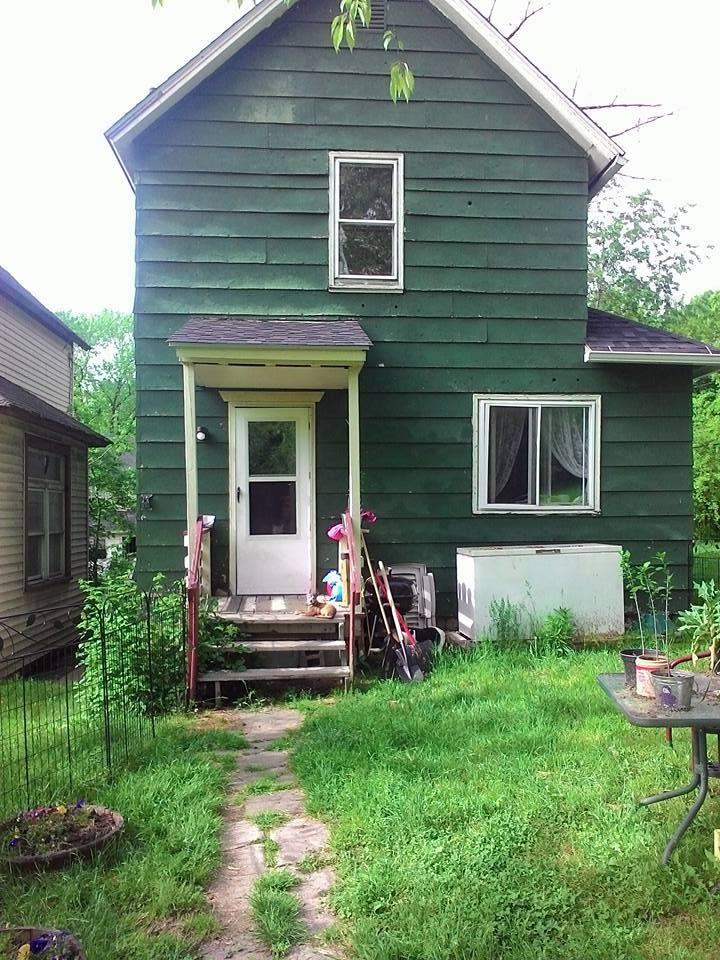 224 Malleable St - Photo 2 of 5