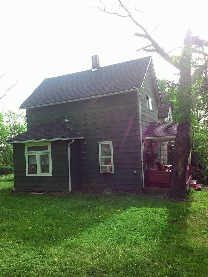 224 Malleable St - Photo 3 of 5