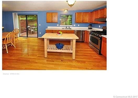 19 Cliffside Dr #G - Photo 3 of 21