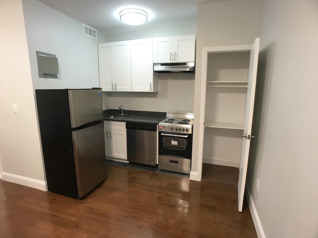 Fort Washington Ave & W 162nd St #B