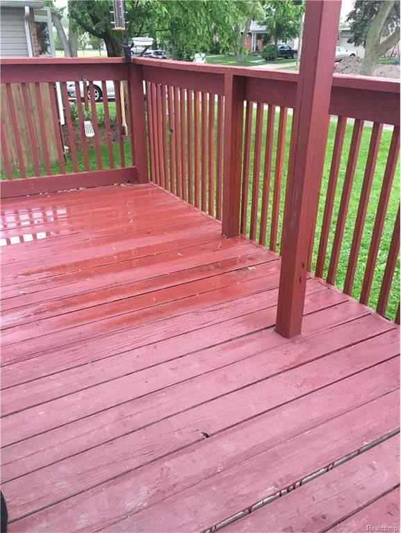 3342 Buckingham Ave - Photo 2 of 19