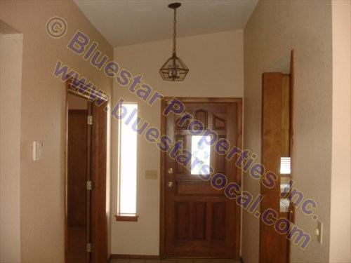 12901 Briarcliff Dr - Photo 2 of 32