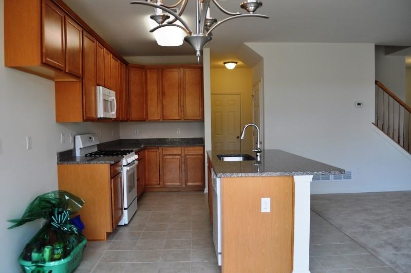 37 Autumn Ln - Photo 2 of 20